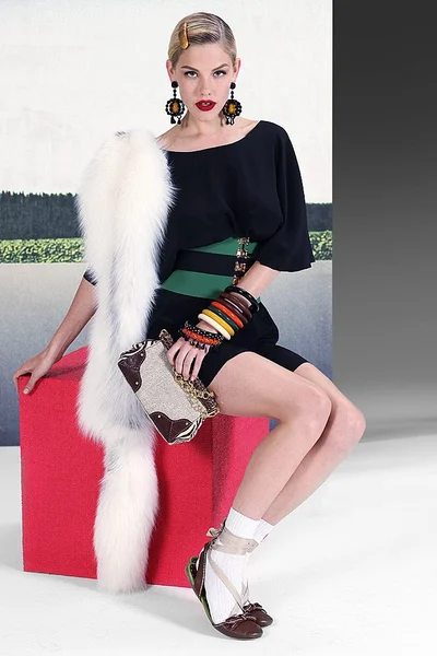 Look 12